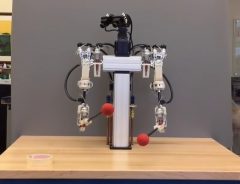 ディズニーが開発、人間の動きを再現するロボット　親近感をおぼえる…！