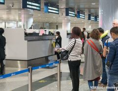 カワイイは国境を越える　日本人女性が空港で？