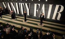 Here's what it was like inside the Vanity Fair Oscars afterparty