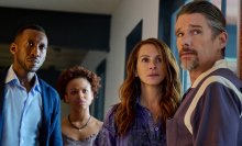 Mahershela Ali, Myha’la Herrold, Julia Roberts, and Ethan Hawke stand together looking worried.