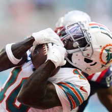 Tyreek Hill of the Miami Dolphins catches a touchdown