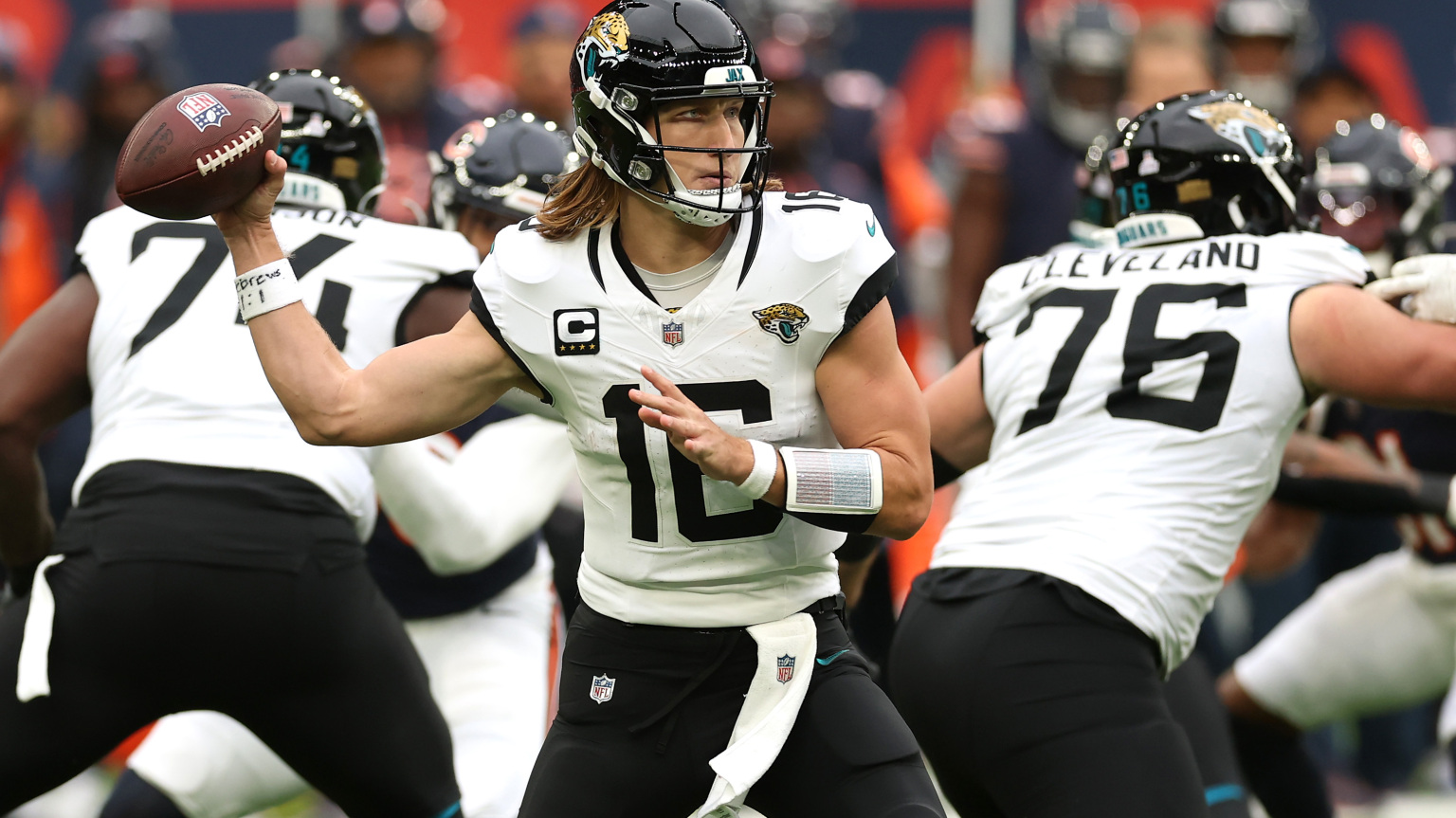 Trevor Lawrence of Jacksonville Jaguars passes the ball