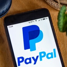 PayPal to start allowing users to pay with cryptocurrencies