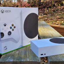 The Xbox Series S is a next-gen streaming box that plays blockbuster games