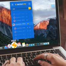 Laptop screen showing blue fastesvpn window
