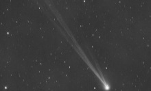 Comet Nishimura blazing through the sky