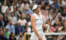 Lulu Sun smirks at Wimbledon
