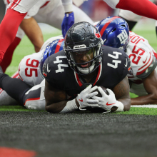 British Brooks of the Houston Texans rushes for a touchdown