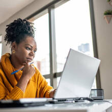 Women on laptop