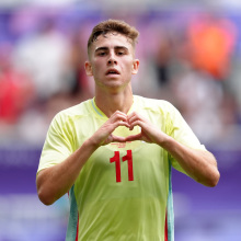 Fermin Lopez of Team Spain celebrates