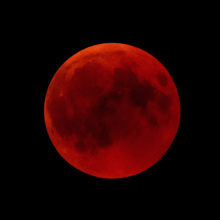 A total lunar eclipse photographed in Hechingen, Germany, in 2018.