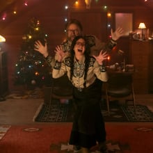 Nick Offerman and Megan Mullally as Gene and Jean in the TV show "The Umbrella Academy."