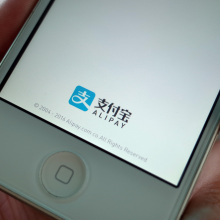 Apple starts letting Chinese users pay for apps using Alipay