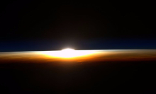 Astronaut Scott Kelly's last sunrise photos from space are gorgeous