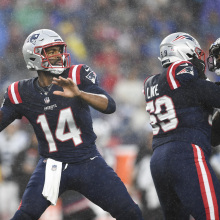 Jacoby Brissett of the New England Patriots about to make a pass