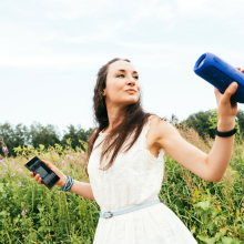 How to connect your iPhone to a speaker