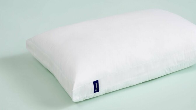 Casper Pillow review: A down-like, bouncy fluff for combo sleepers