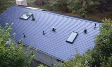 Tesla's Solar Roof tiles are out... and OMG