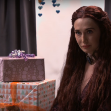 Melisandre almost ruined Seth Meyers' baby shower, but made up for it with 'Game of Thrones' teasers