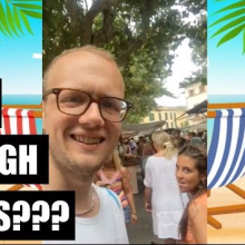 Dude on vacation annoys girlfriend with same hilarious question over and over again