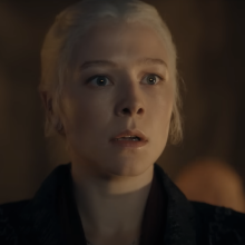 Rhaenyra Targaryen looks afraid in "House of the Dragon"