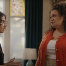 Eden (Ilana Glazer) and Dawn (Michelle Buteau) in the film "Babes"