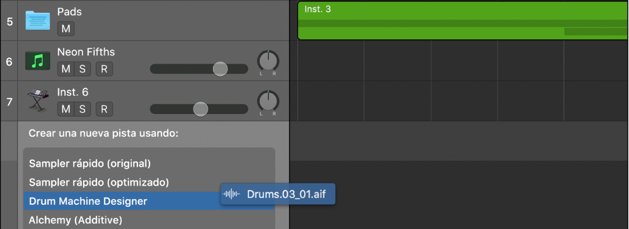 Arrastre de un archivo de audio individual bajo el área de las cabeceras de pista con las diferentes opciones disponibles.