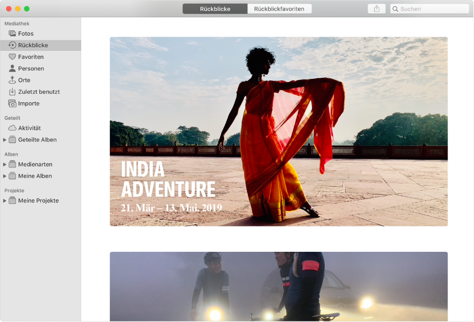 Das Fenster „Fotos“ mit der in der Seitenleiste ausgewählten Option „Rückblicke“ und mehreren im Fenster angezeigten Rückblicken.
