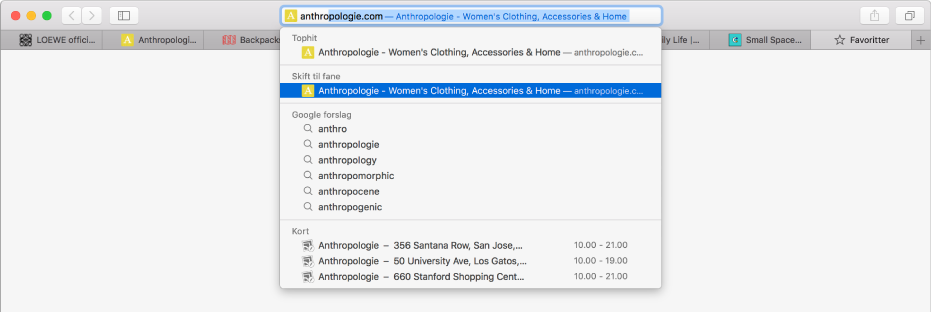 Et Safari-vindue med den første del af en webstedsadresse i det smarte søgefelt. Det samme websted vises på listen over resultater under Skift til fane, fordi det allerede er åbnet i en anden fane.