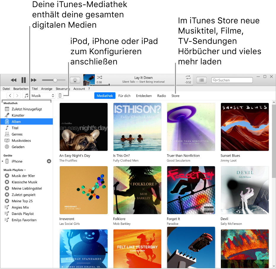 Ansicht des iTunes-Fensters: Das iTunes-Fenster besteht aus zwei Registerkarten. Links befindet sich die Seitenleiste „Mediathek“ mit all deinen digitalen Medien. Im größeren Bereich auf der rechten Seite kannst du eine Auswahl ansehen, die dich interessiert. Du kannst dort z. B. deine Mediathek oder deine Seite „Für dich“ anzeigen, in neuer iTunes-Musik oder in Videos stöbern oder den iTunes Store besuchen, um neue Musik, Filme, TV-Sendungen, Hörbücher und mehr zu laden. Oben rechts in der Seitenleiste „Mediathek“ befindet sich die Schaltfläche „Geräte“, die zeigt, dass dein iPhone, iPad oder iPod mit deinem PC verbunden ist.