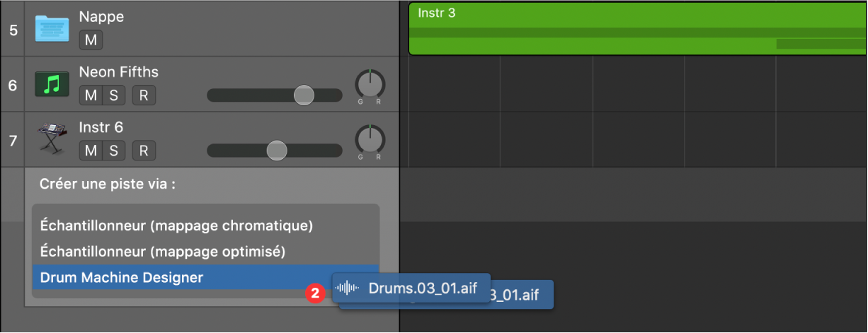 Glissement de plusieurs fichiers audio en dessous des en-têtes de pistes, affichant les différentes options proposées.