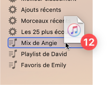 Album déplacé vers une playlist. La playlist est mise en évidence par un rectangle bleu.