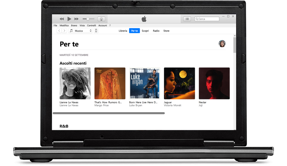 Un PC e un iPhone con “Per te” di Apple Music