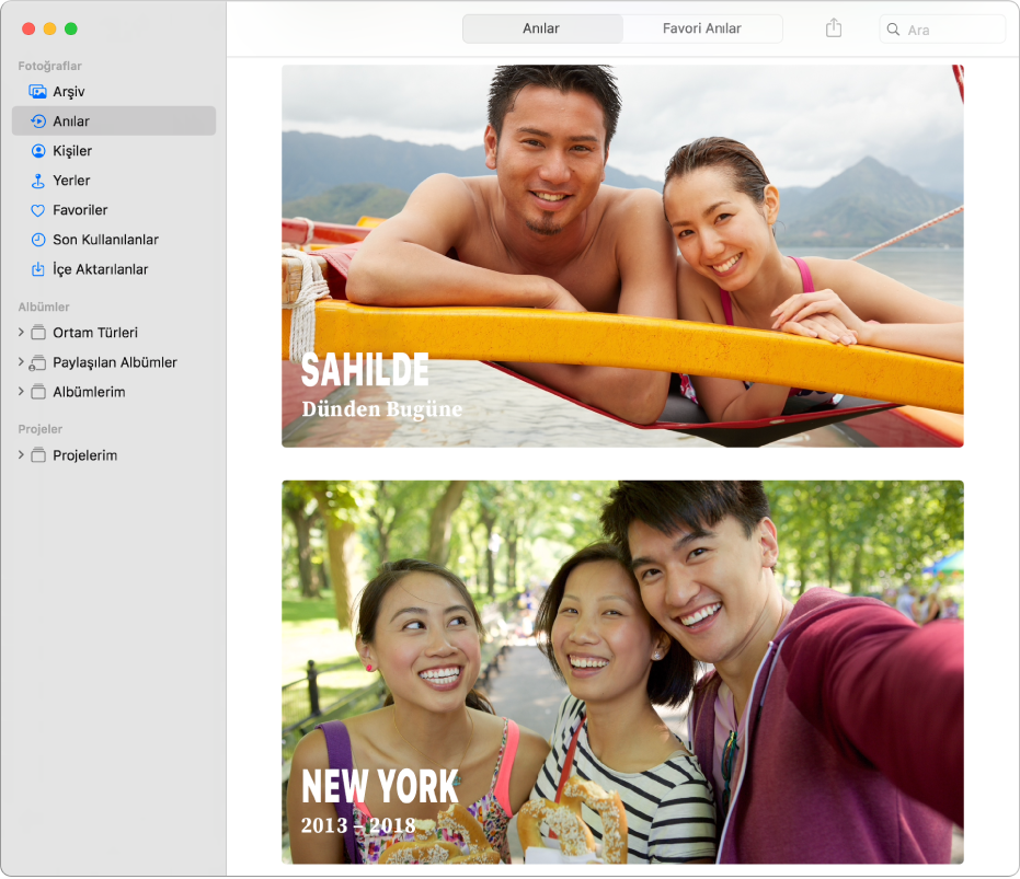 Kenar çubuğunda Anılar seçili ve sağda iki anı görüntülenen Fotoğraflar penceresi.