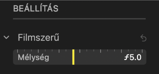 A Filmszerű beállítás vezérlői a Mélység csúszkával.