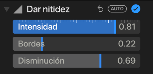 Los controles de Dar nitidez en el panel Ajustar mostrando los reguladores Intensidad, Bordes y Disminución.