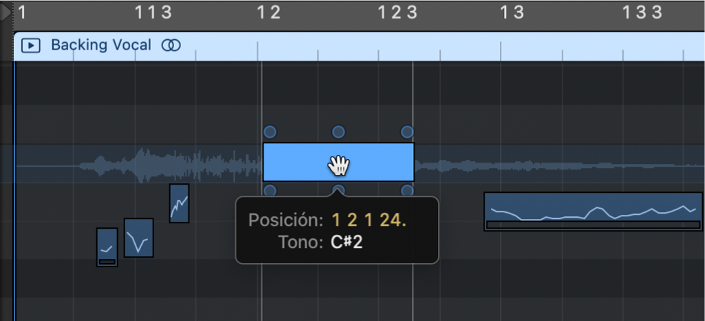 Ilustración. Se está arrastrando una nota verticalmente en el editor de pistas de audio.