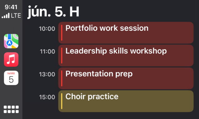 A CarPlay megjeleníti a Térképeket, a Zenét és a Naptárat az oldalsávon. Jobb oldalon a június 5-re, hétfőre ütemezett portfolióval végzett munka, vezetési képességek oktatása, előadás előkészítése és kórusgyakorlás látható.