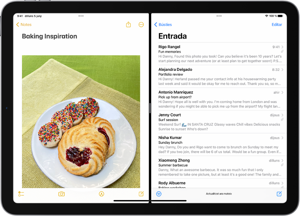 L’app Notes està oberta al costat esquerre de la pantalla i el Mail està obert al costat dret. Entre les apps hi ha un divisor ajustable que serveix per canviar la mida de la divisió.