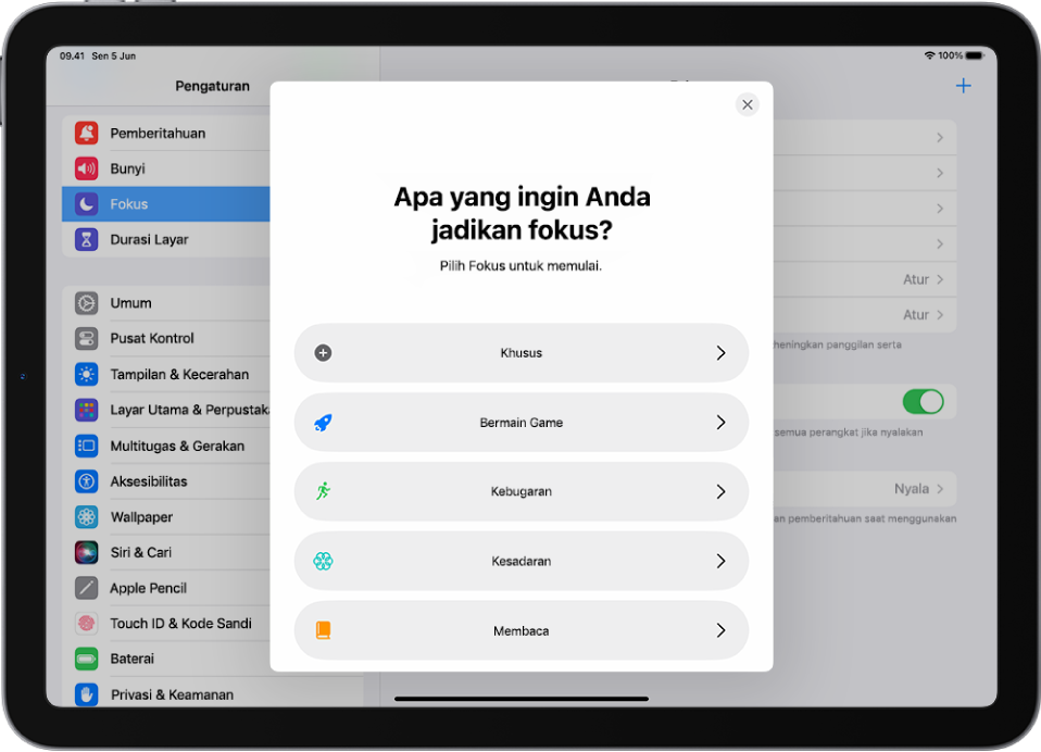 Layar pengaturan Fokus untuk salah satu pilihan Fokus tambahan yang disediakan, termasuk Khusus, Kebugaran, Bermain Game, Kesadaran, dan Membaca.
