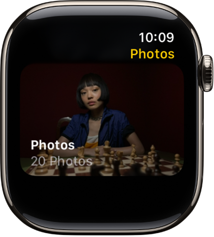 Die App „Fotos“ auf der Apple Watch mit dem Album „Freund:innen“