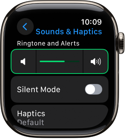 Apple Watchの「サウンドと触覚」設定。上部に「通知音の音量」スライダ、その下に消音モードスイッチがあります。