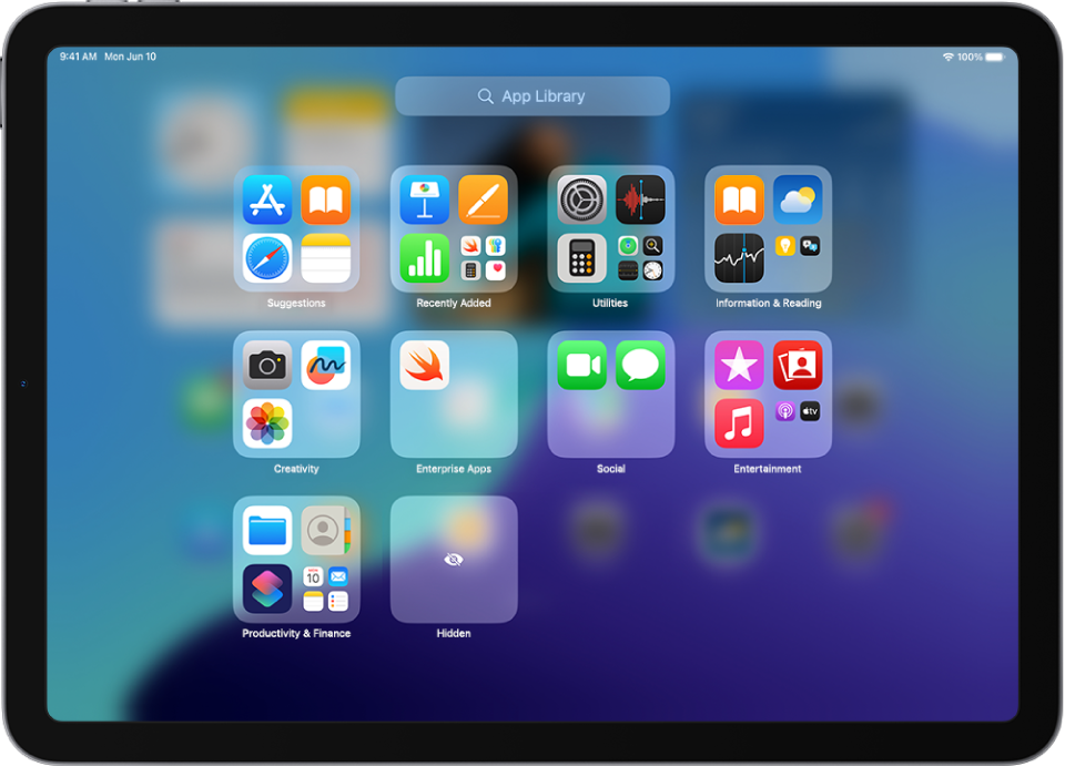 Η Βιβλιοθήκη εφαρμογών στο iPad εμφανίζει τις εφαρμογές οργανωμένες κατά κατηγορία (Ψυχαγωγία, Παραγωγικότητα και Οικονομία, Επικοινωνία, κ.ο.κ.).
