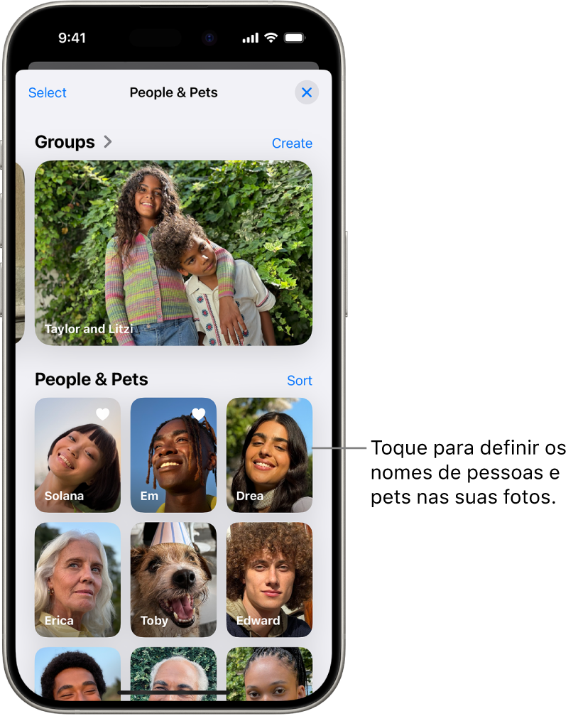 A coleção Pessoas e Pets no app Fotos. Grupos aparecem na parte superior e pessoas e pets estão listados abaixo.