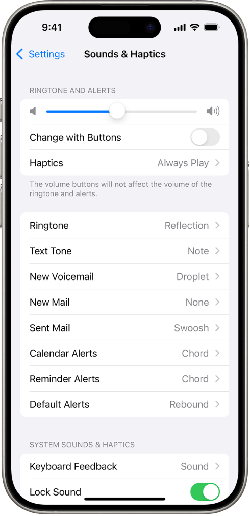 Екран Sounds and Haptics у апликацији Settings. Опције на екрану поређане одозго надоле су Headphone Audio and Headphone Safety, Ringtone and Alert Volume са клизачем за подешавање јачине звука и опција за промену јачине звука са дугмадима, те Sounds and Haptic Patterns укључујући Ringtone and Text Tone.