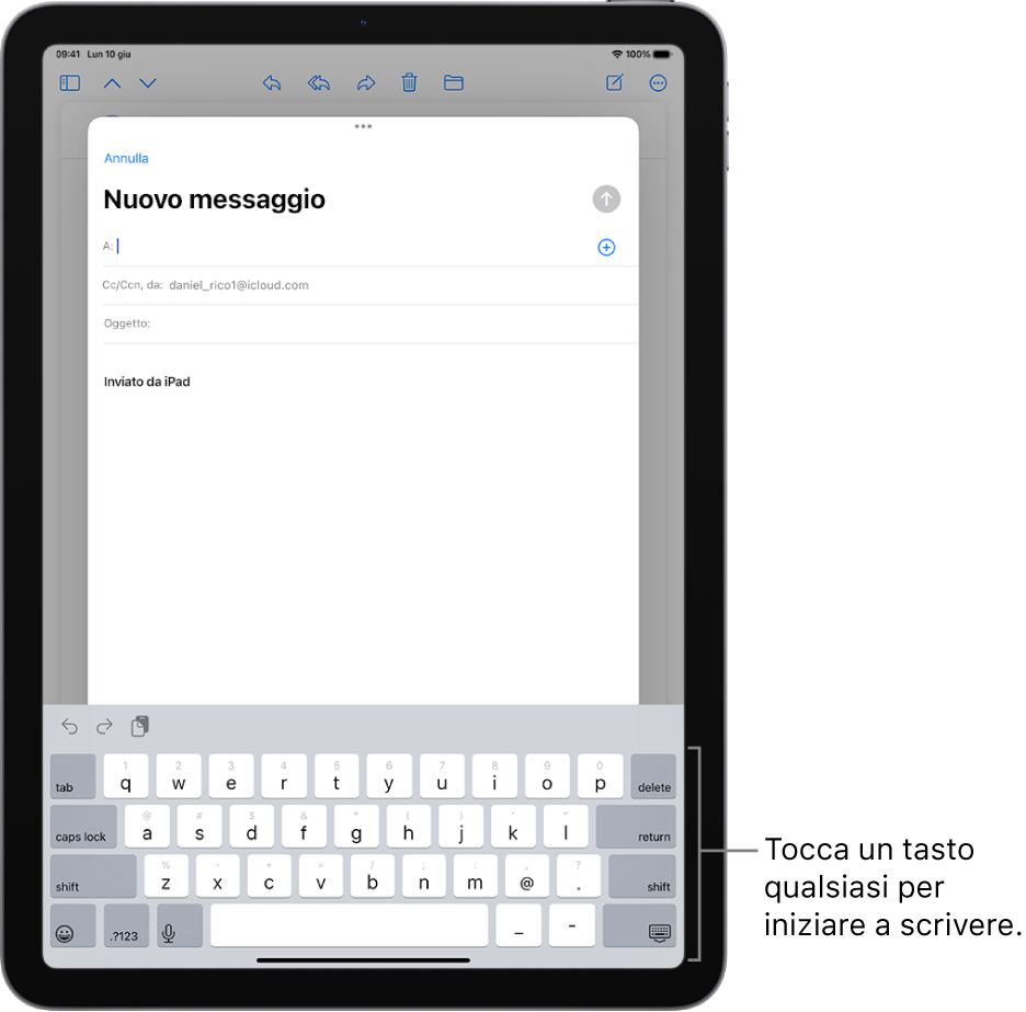 Nell’app Mail è presente un’email vuota. Nella metà inferiore è presente la tastiera su schermo.