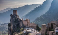 Castle  La Iruela located in the Sierra de Cazorla in the region of Andalusia, Spain. The castle posse a tower that is located a<br>HCKGP7 Castle  La Iruela located in the Sierra de Cazorla in the region of Andalusia, Spain.