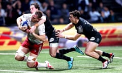 Alex Dombrandt of Harlequins scores their third try against Racing 92