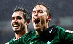 Max Kruse celebrates with Fin Bartels after scoring during Bremen’s 4-0 win over Hannover.