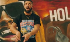 Drake dancing in the In My Feelings video.
